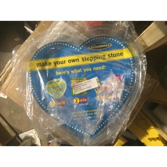 Milestone Heart 12" Mold Plastic - Picture 1 of 1